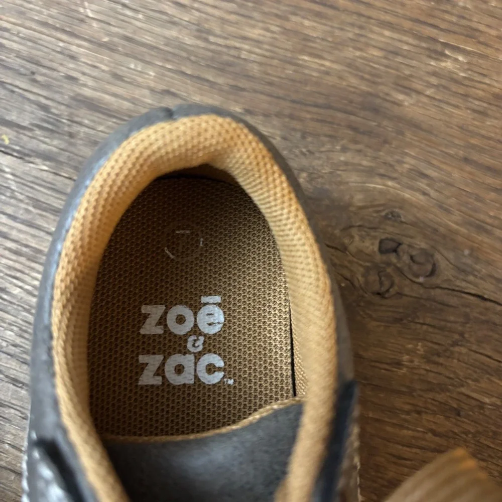 Zoe & Zac zoe zac